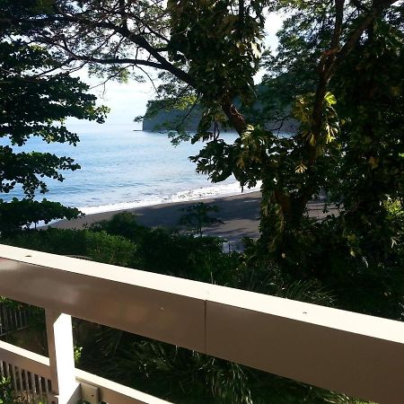 Toupidek-Sur-La-Plage Arue  Exterior photo